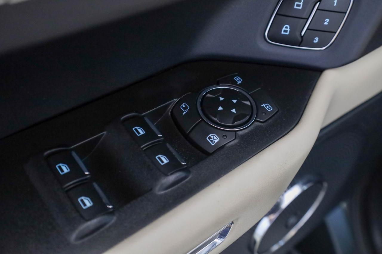 Ford Expedition MAX photo 34