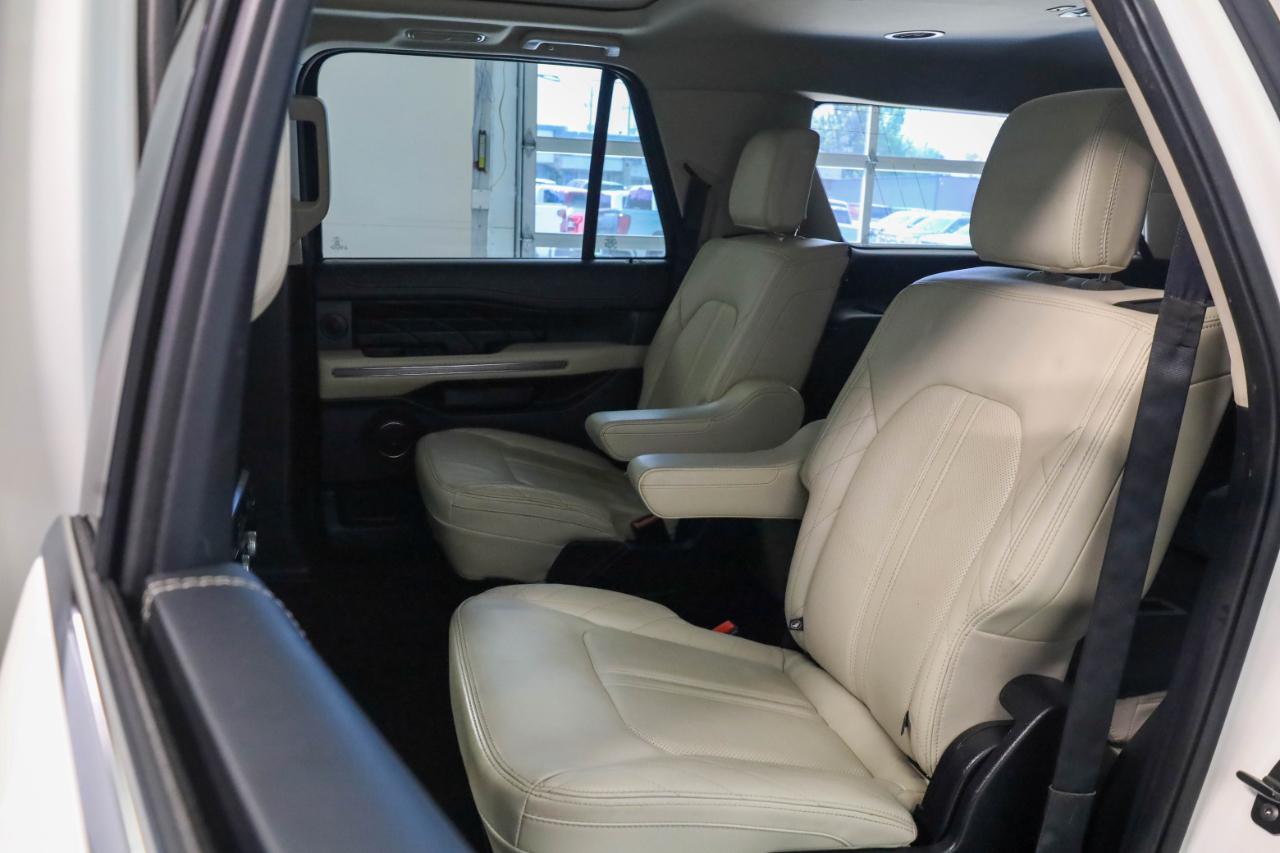 Ford Expedition MAX photo 17