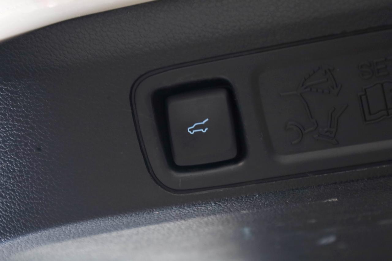 Ford Expedition MAX photo 28