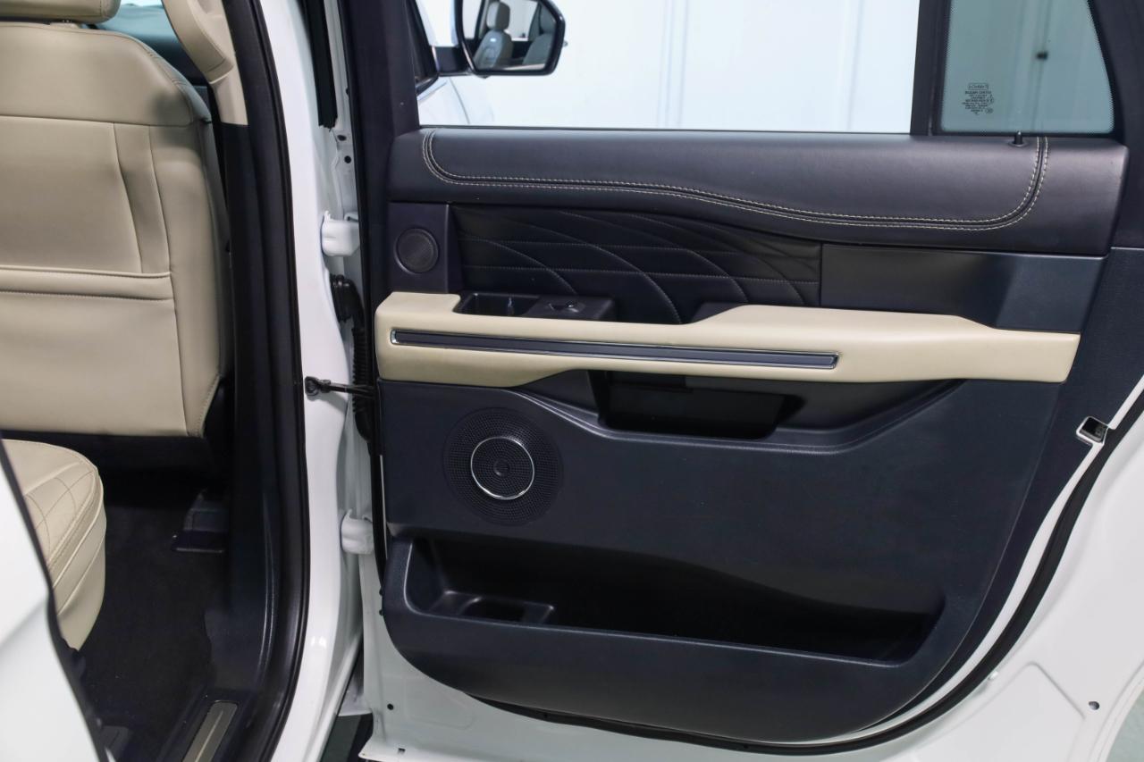 Ford Expedition MAX photo 42