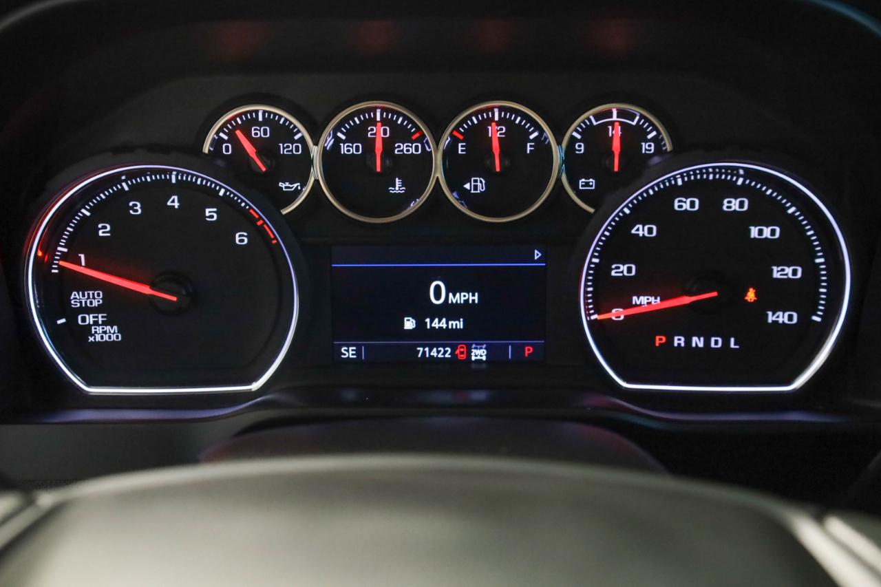 Chevrolet Silverado photo 24