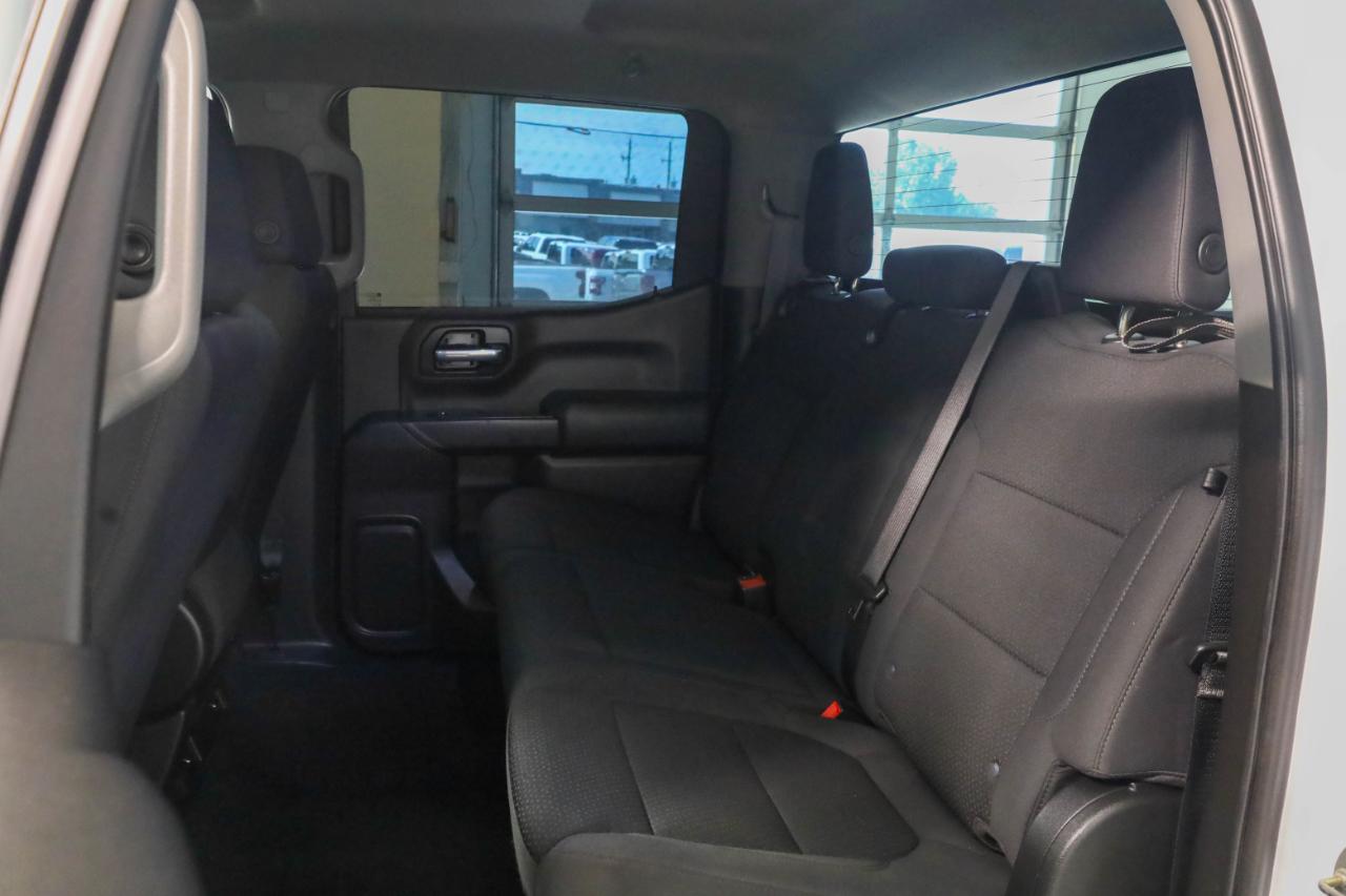 Chevrolet Silverado photo 17