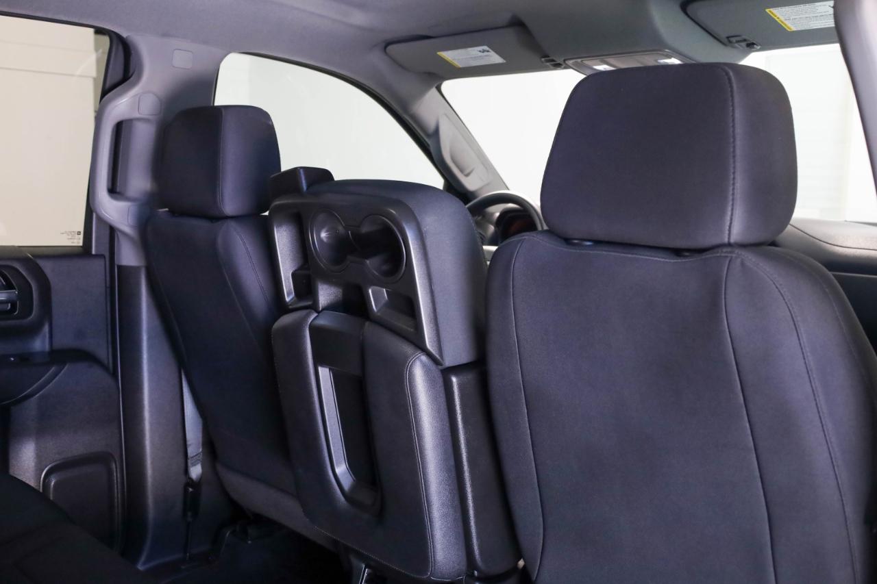 Chevrolet Silverado photo 21