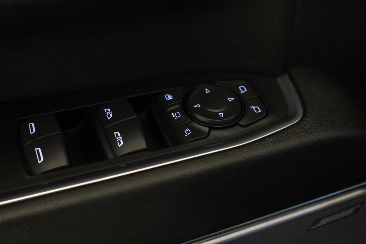 Chevrolet Silverado HD photo 29