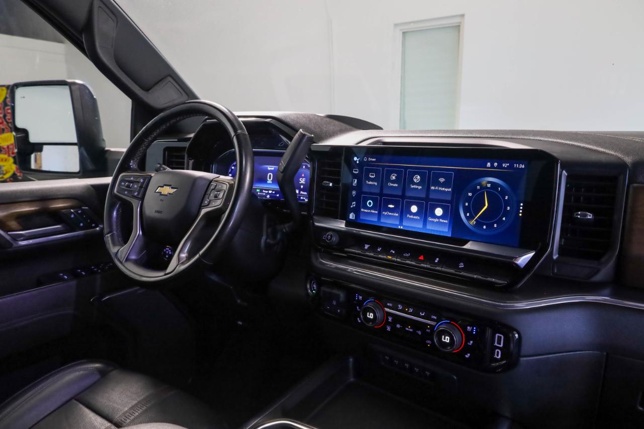 Chevrolet Silverado HD photo 14