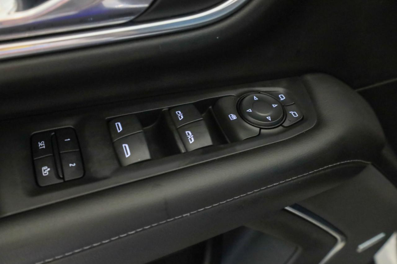 Chevrolet Tahoe photo 33