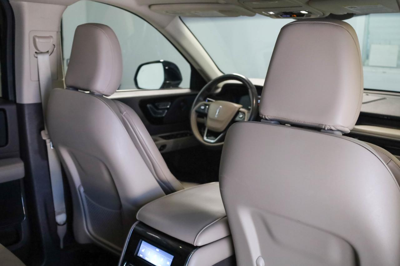 Lincoln Aviator photo 21