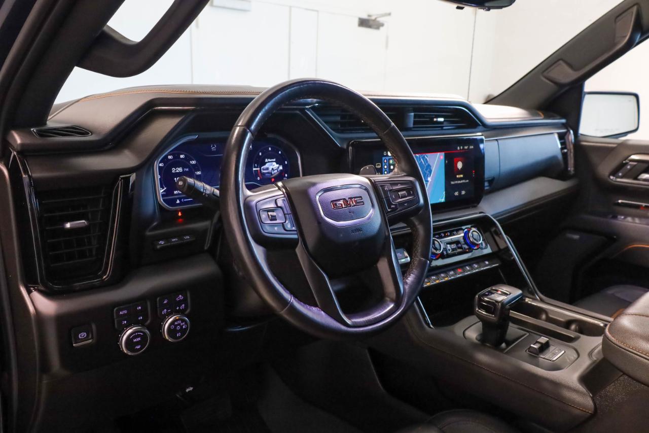 GMC Sierra photo 11
