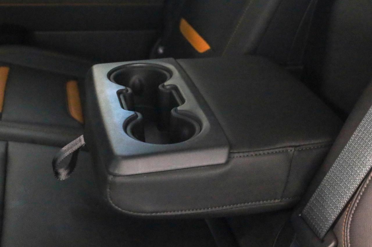 GMC Sierra photo 36