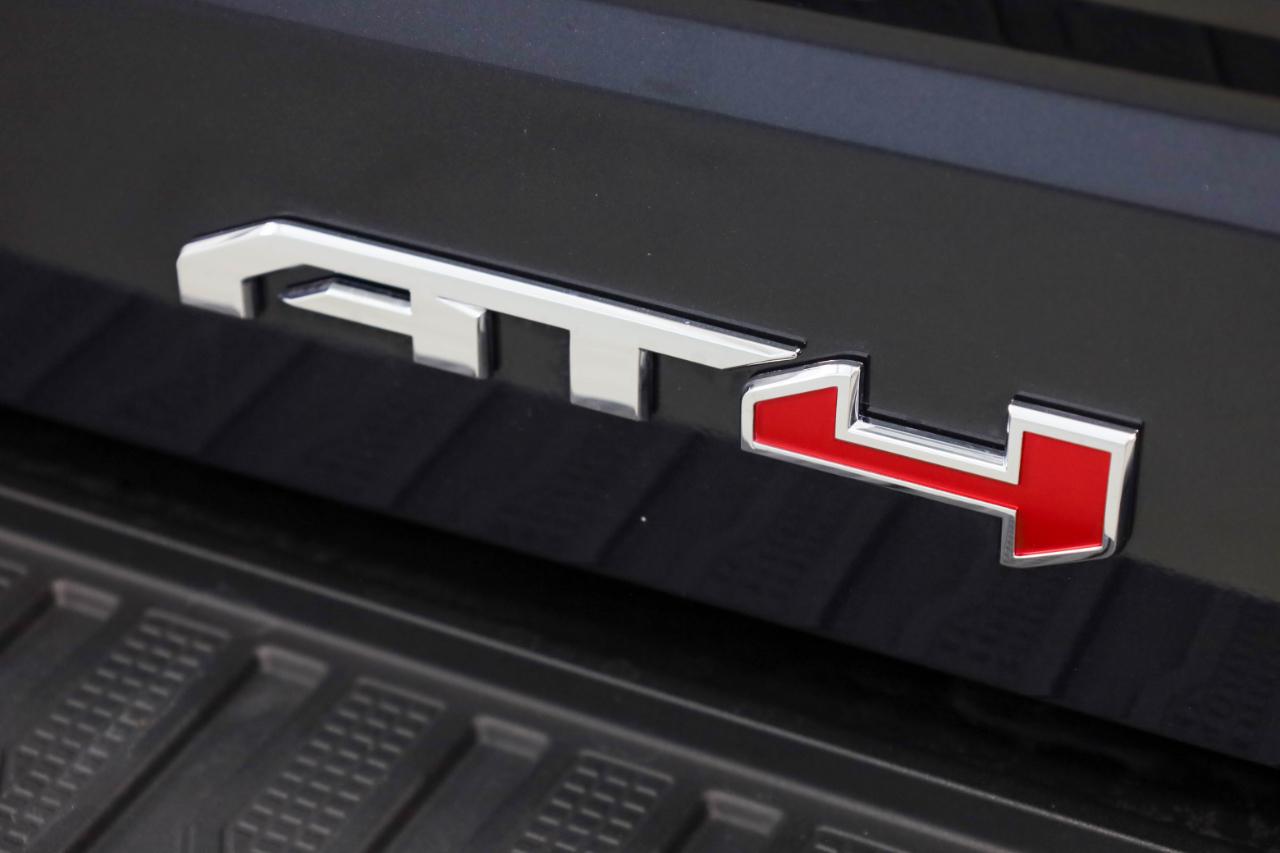 GMC Sierra photo 48