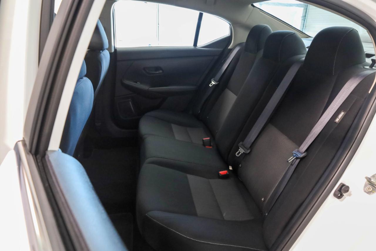 Nissan Sentra photo 17