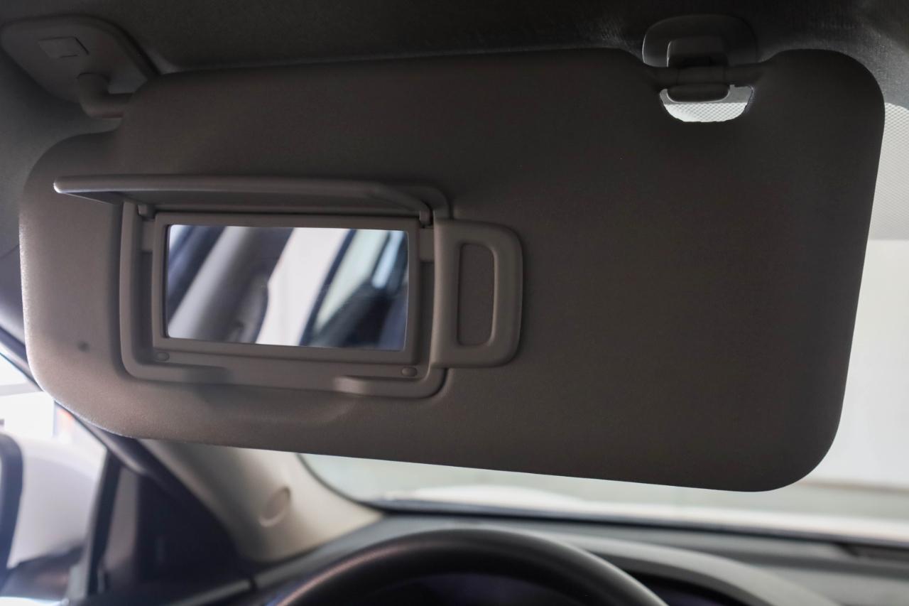 Nissan Sentra photo 32