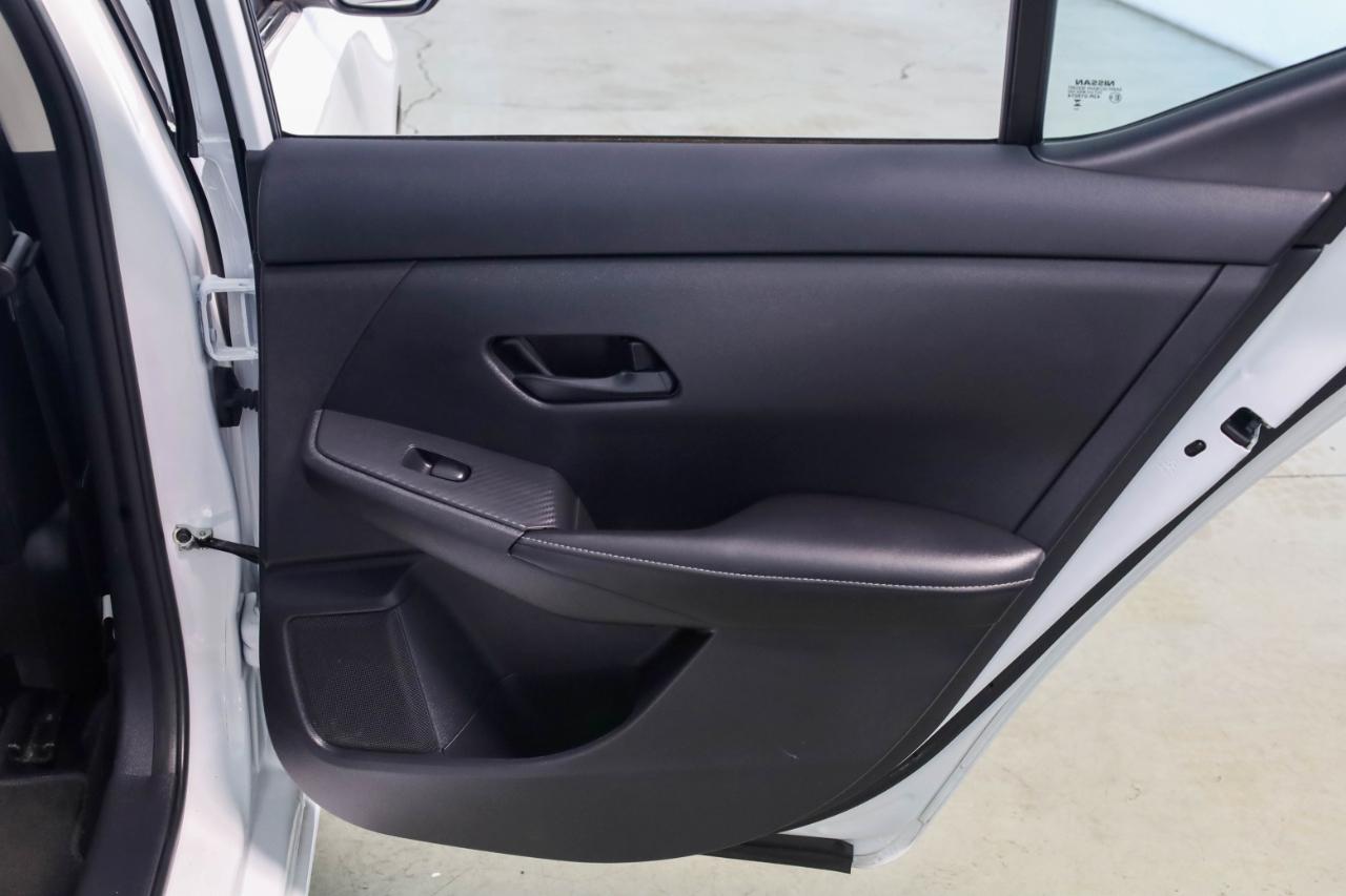 Nissan Sentra photo 36