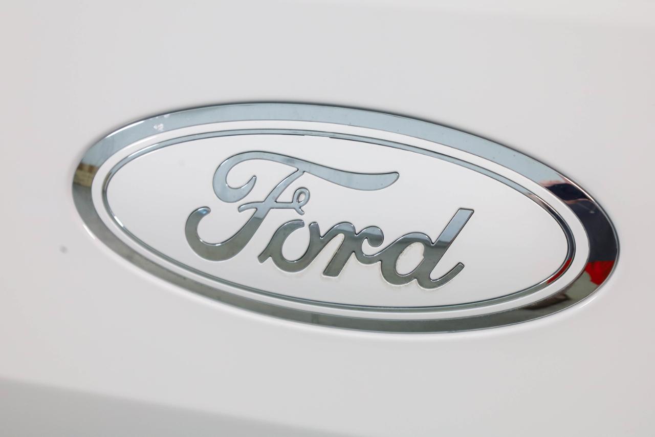 Ford F-150 photo 52