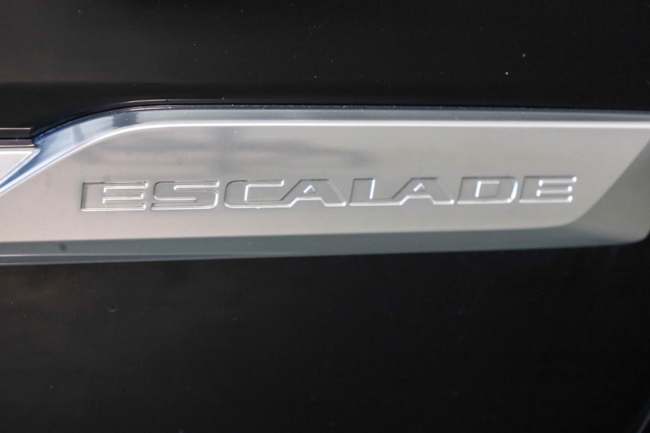 Cadillac Escalade photo 9