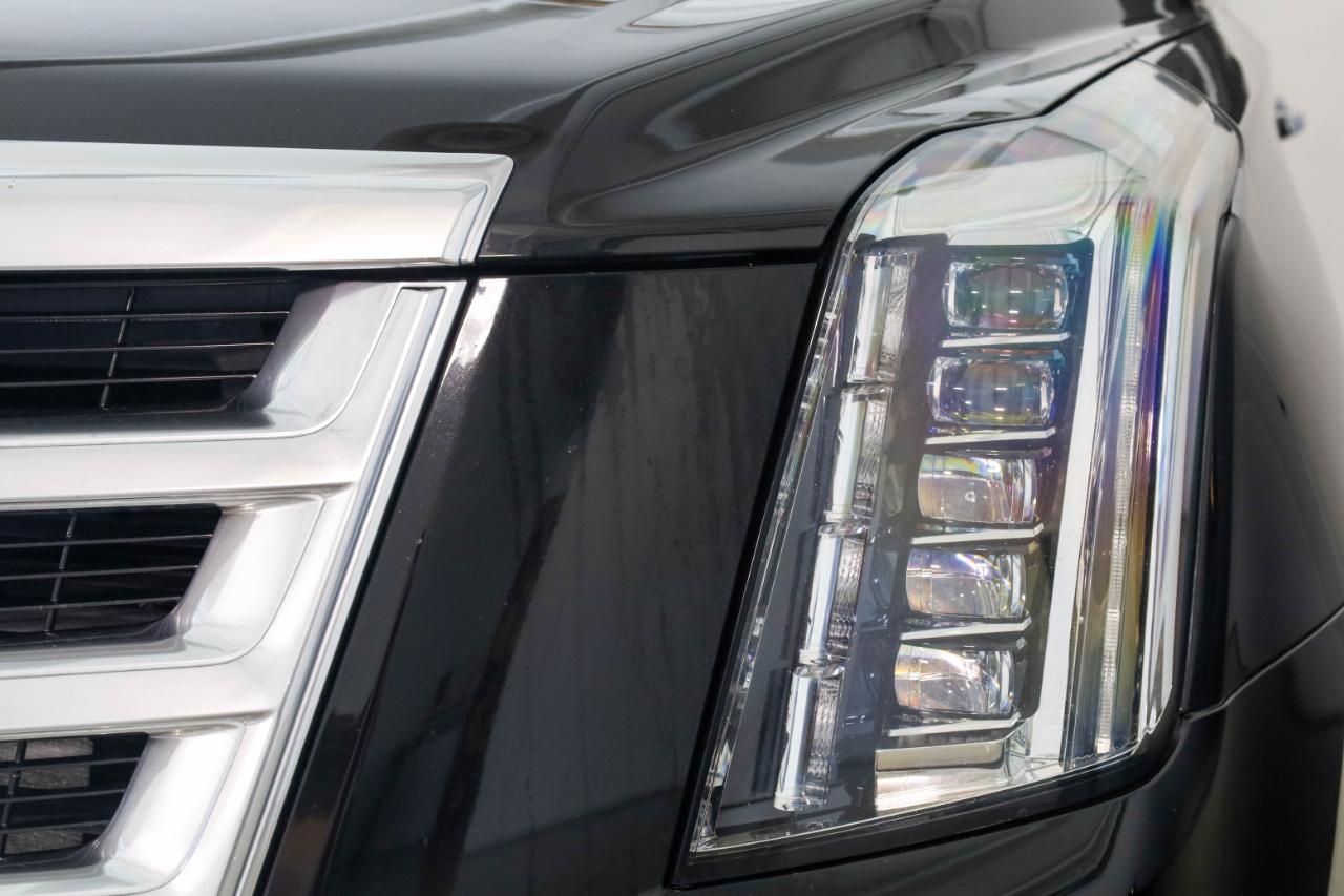 Cadillac Escalade photo 13