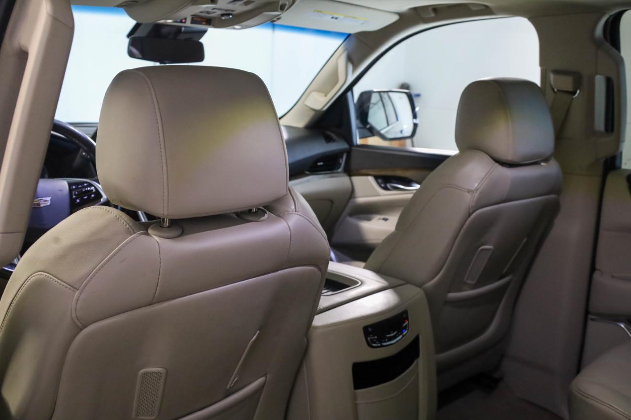 Cadillac Escalade photo 18