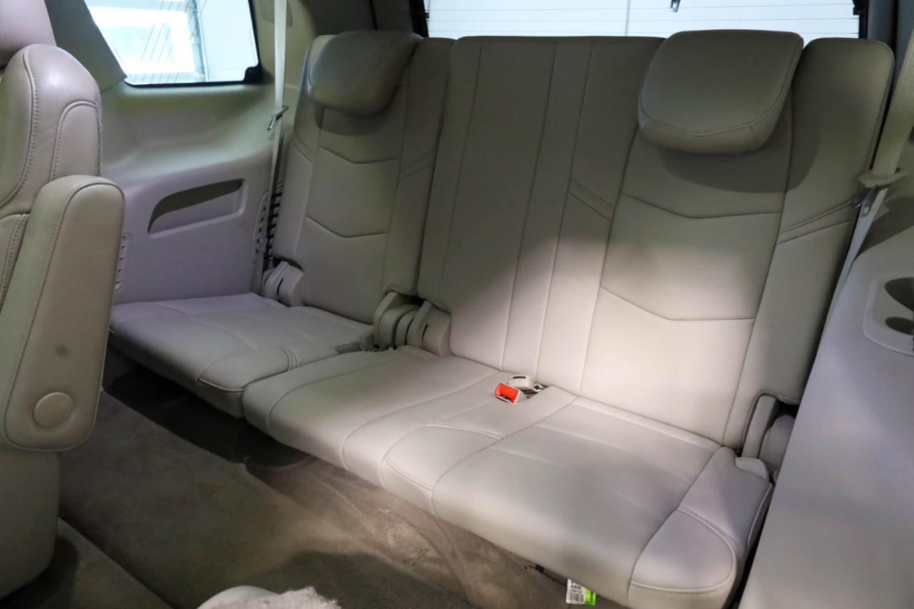 Cadillac Escalade photo 19