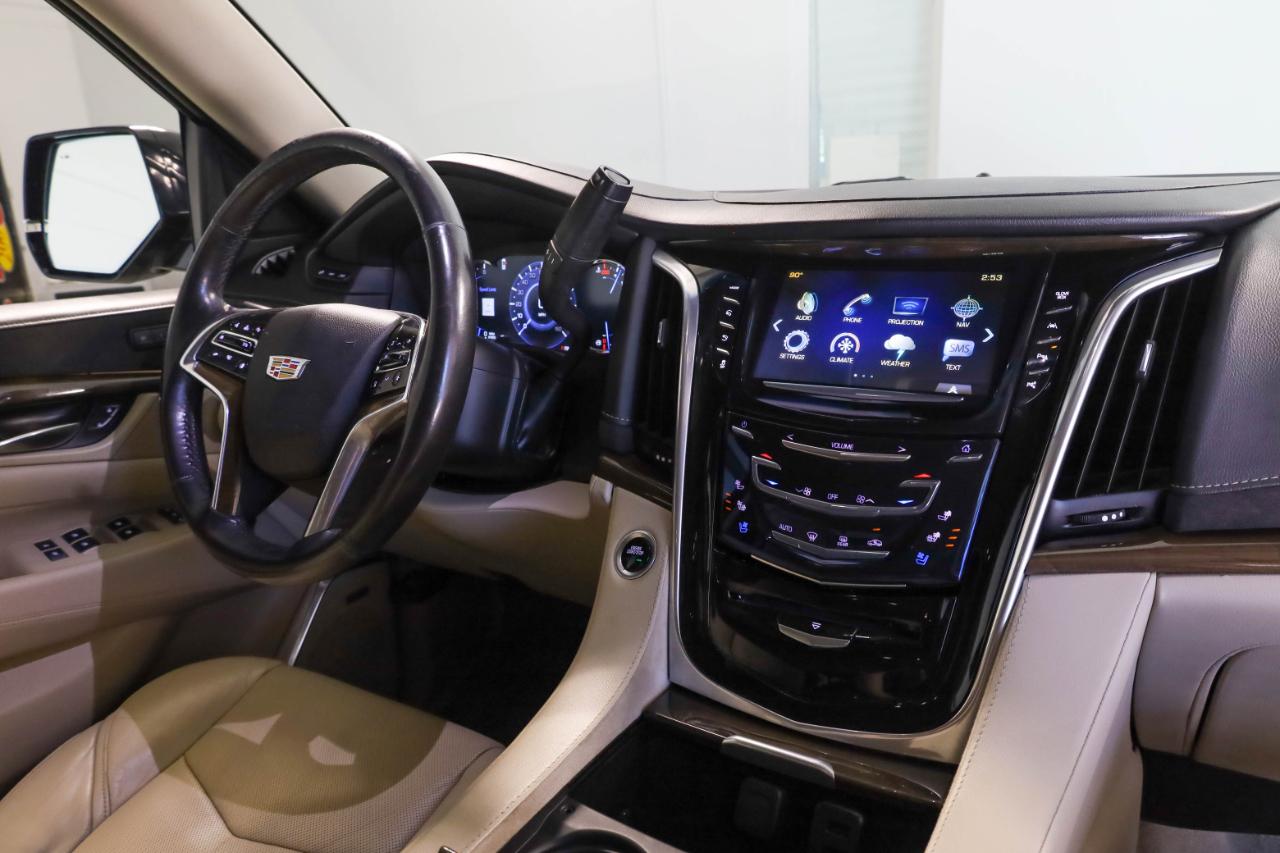 Cadillac Escalade photo 14