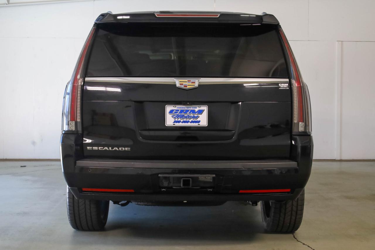Cadillac Escalade photo 5