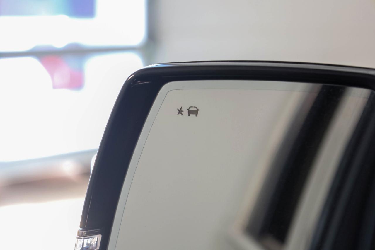 Cadillac Escalade photo 48