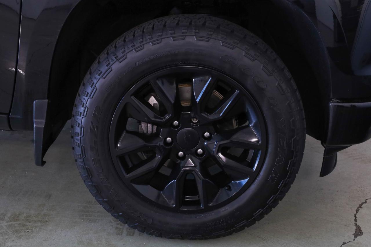Chevrolet Silverado photo 46