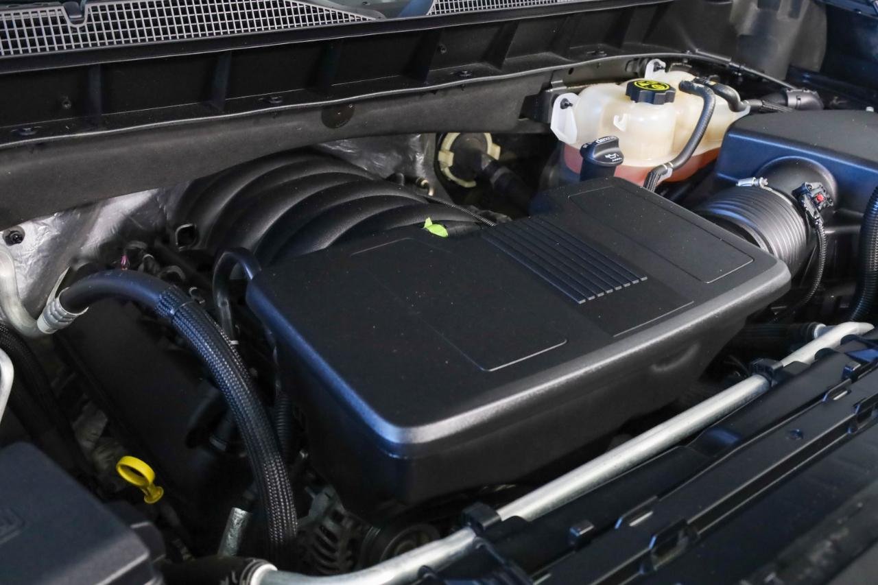 Chevrolet Silverado photo 44