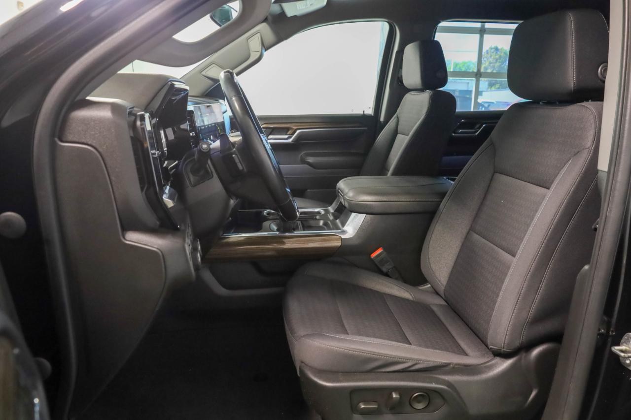 Chevrolet Silverado photo 12