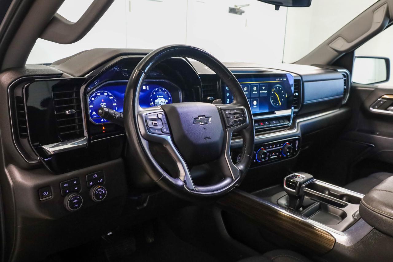 Chevrolet Silverado photo 11