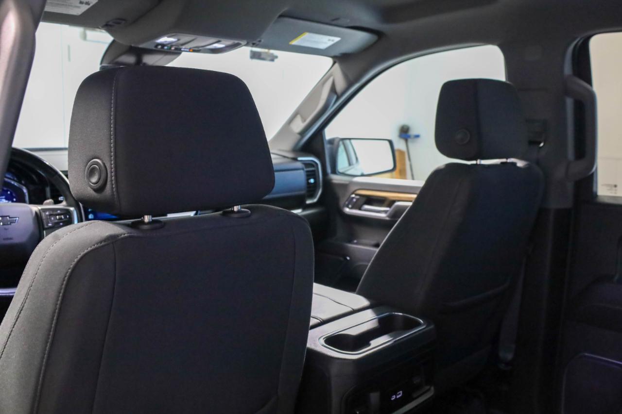Chevrolet Silverado photo 18