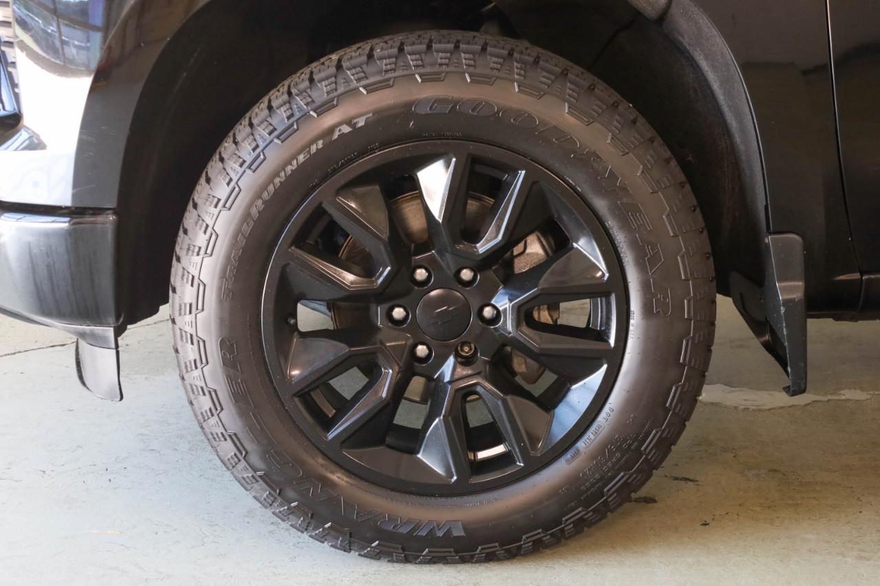 Chevrolet Silverado photo 47