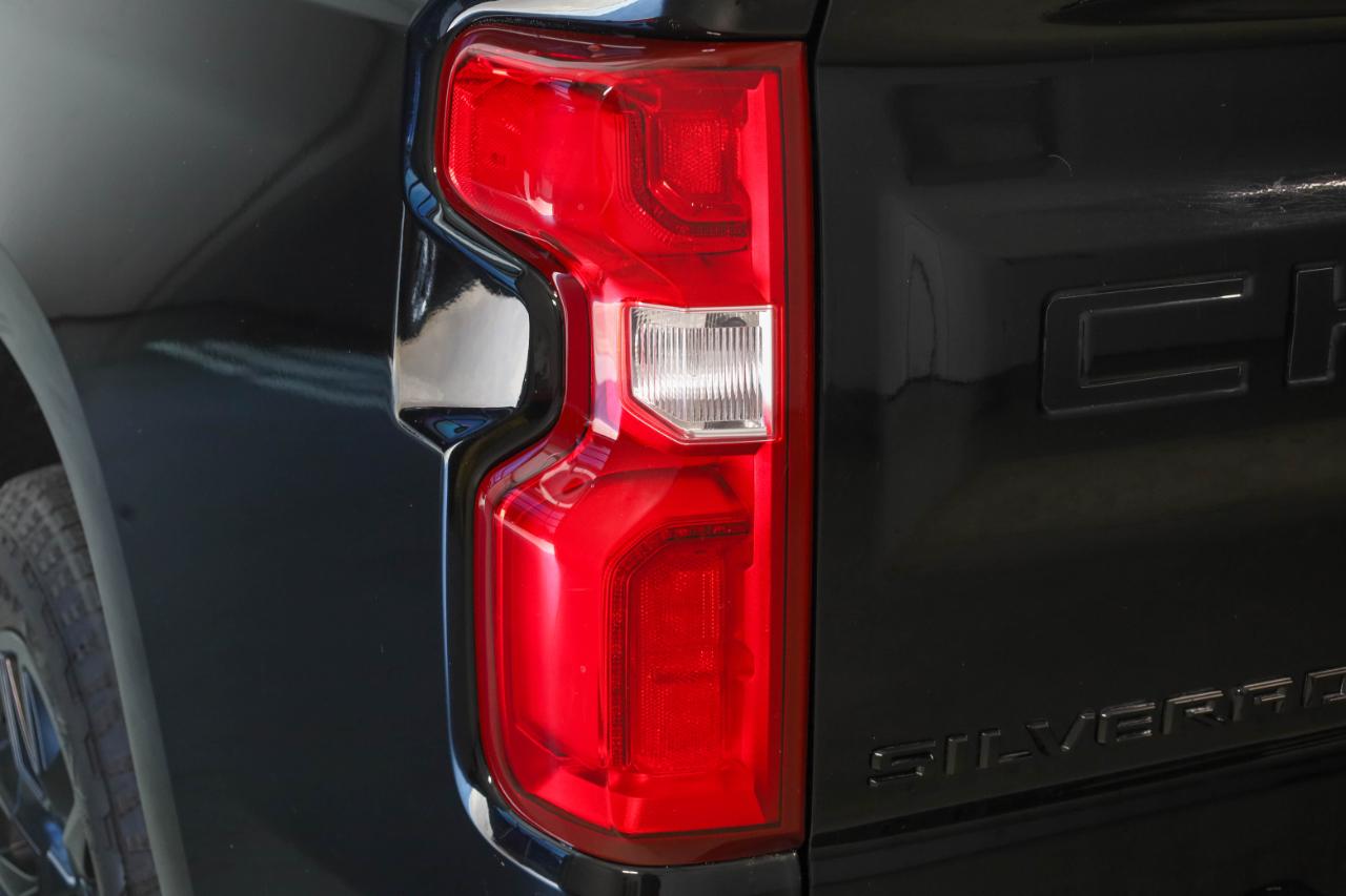 Chevrolet Silverado photo 19