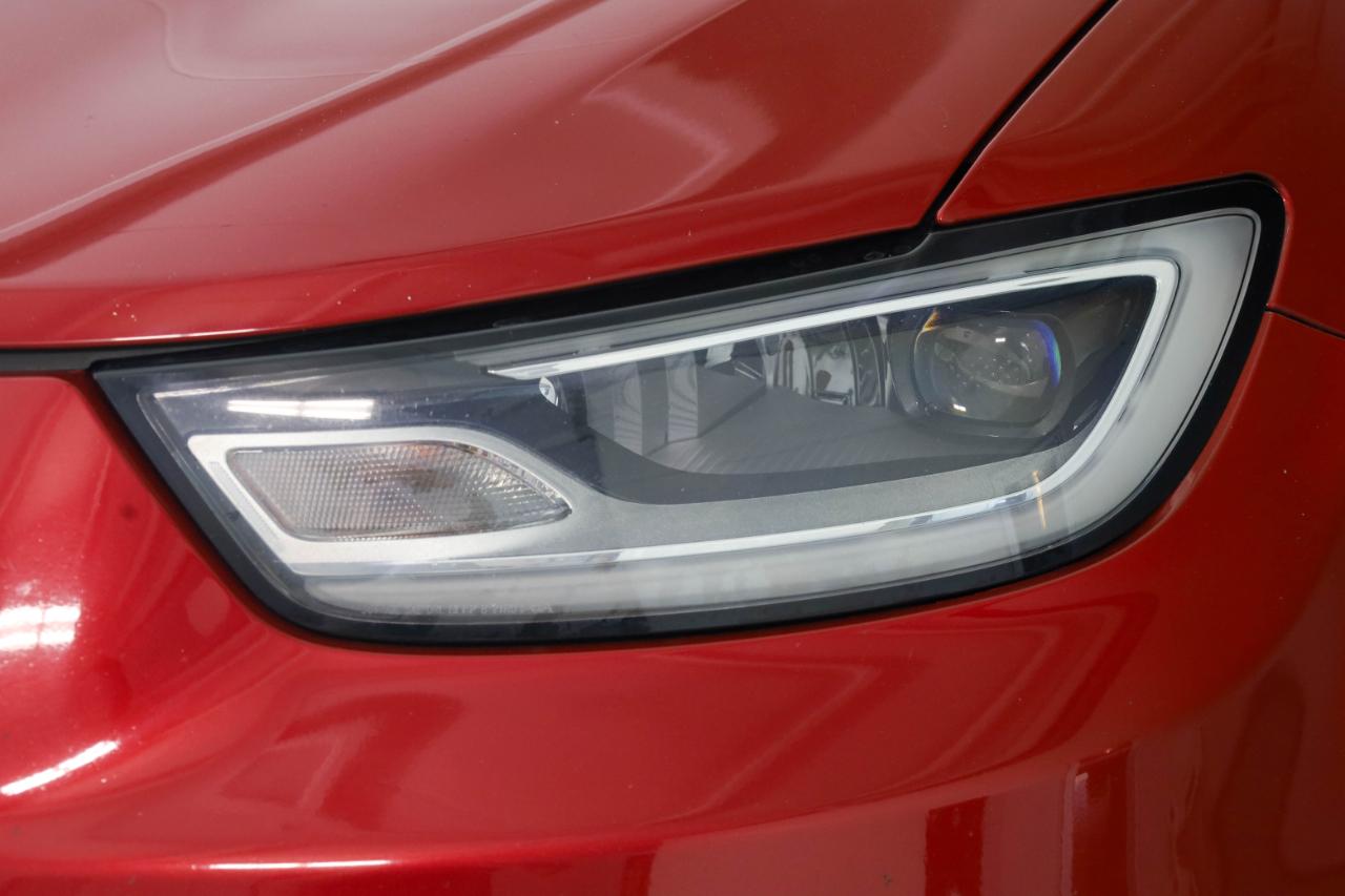 Chrysler Pacifica photo 13