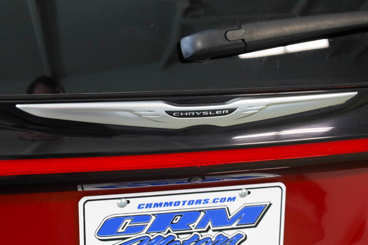 Chrysler Pacifica photo 54