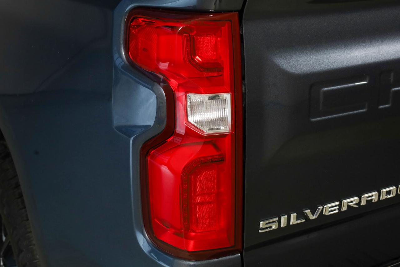 Chevrolet Silverado photo 19