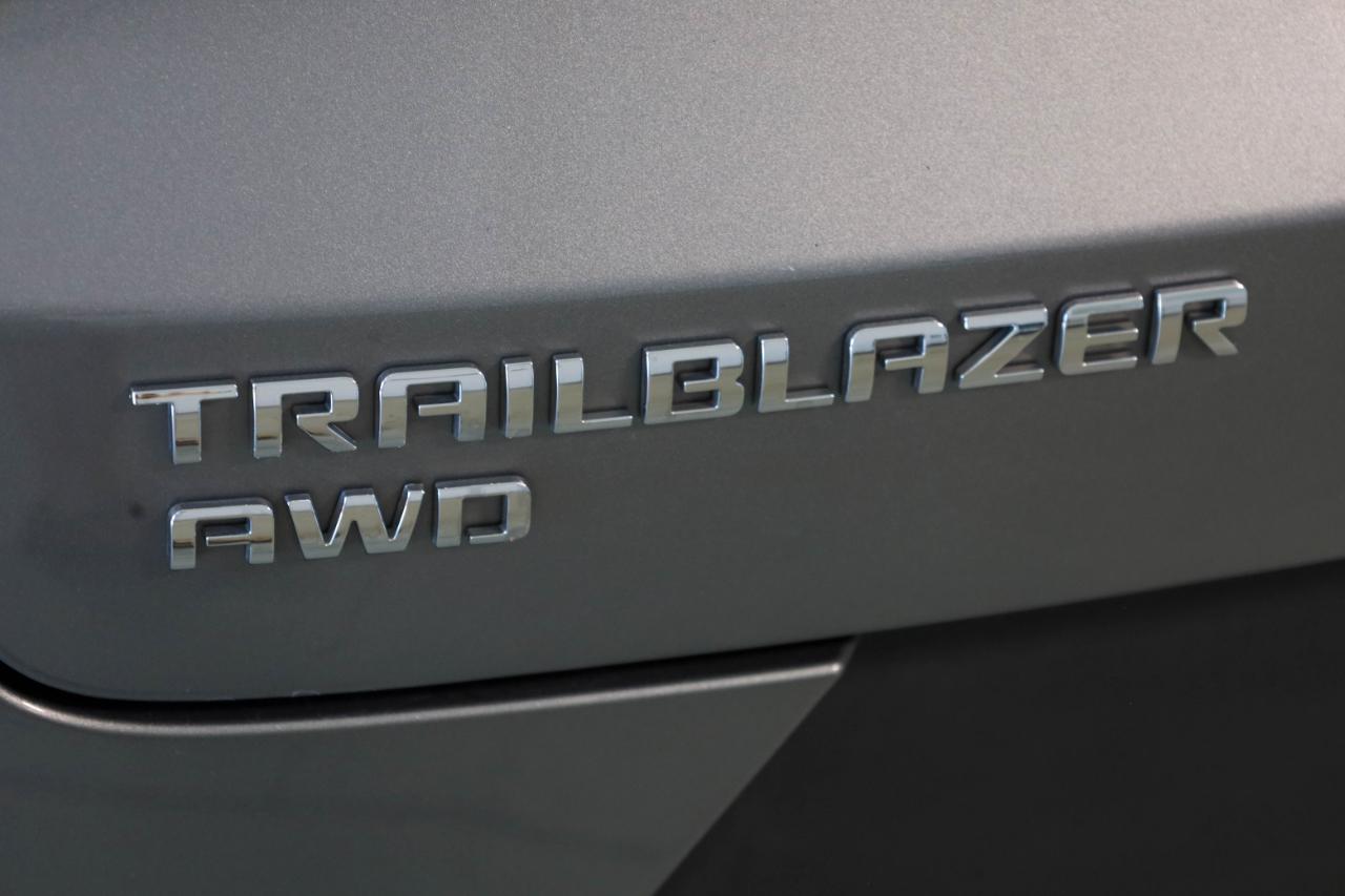 Chevrolet Trailblazer photo 9