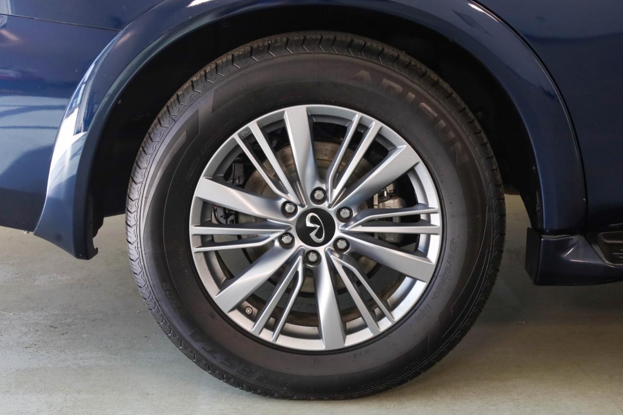 Infiniti QX80 photo 54