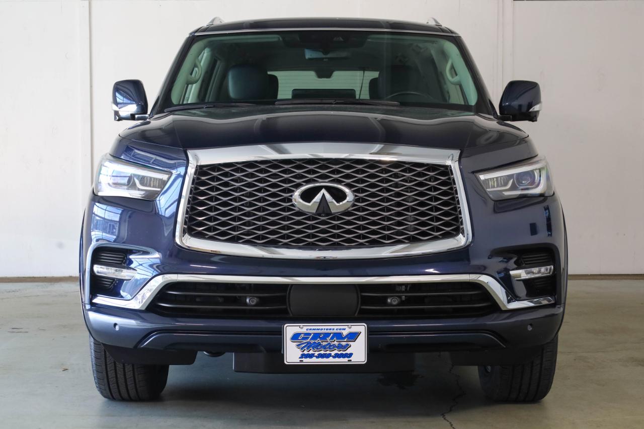 Infiniti QX80 photo 3