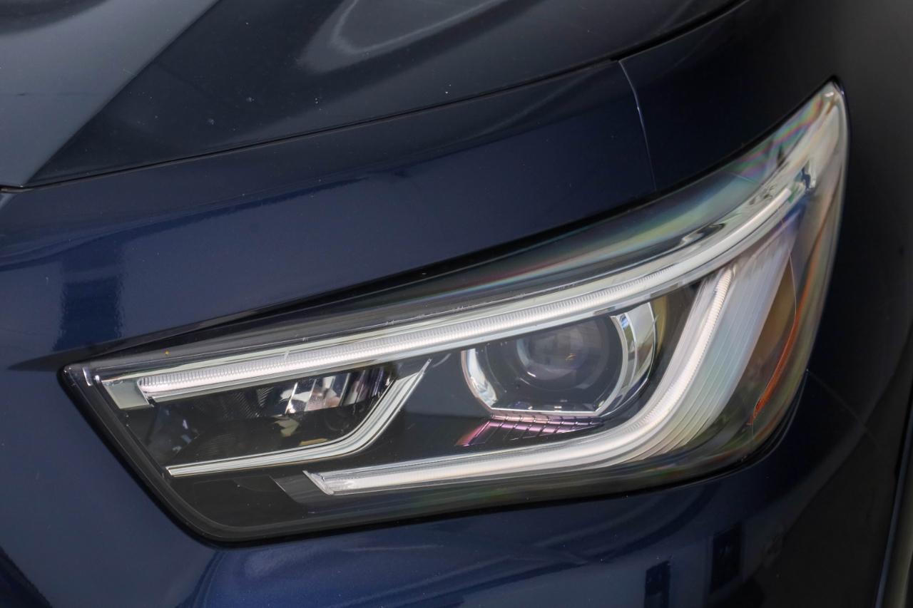 Infiniti QX80 photo 13