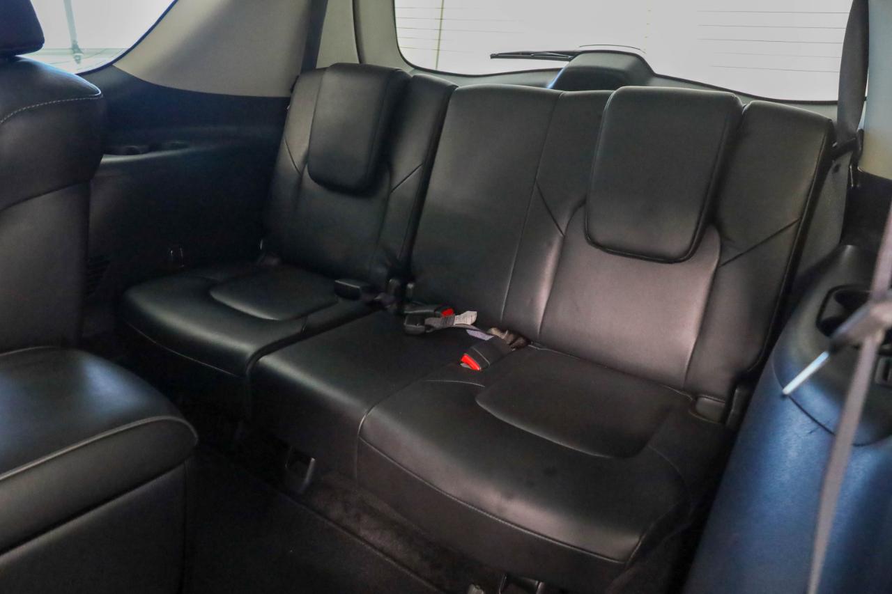 Infiniti QX80 photo 19