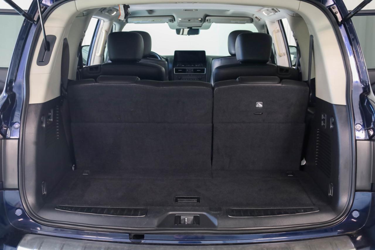 Infiniti QX80 photo 27