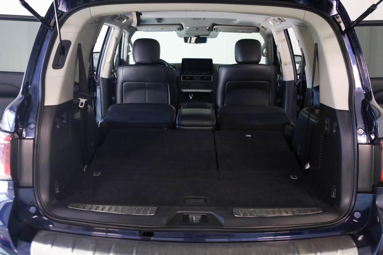 Infiniti QX80 photo 30