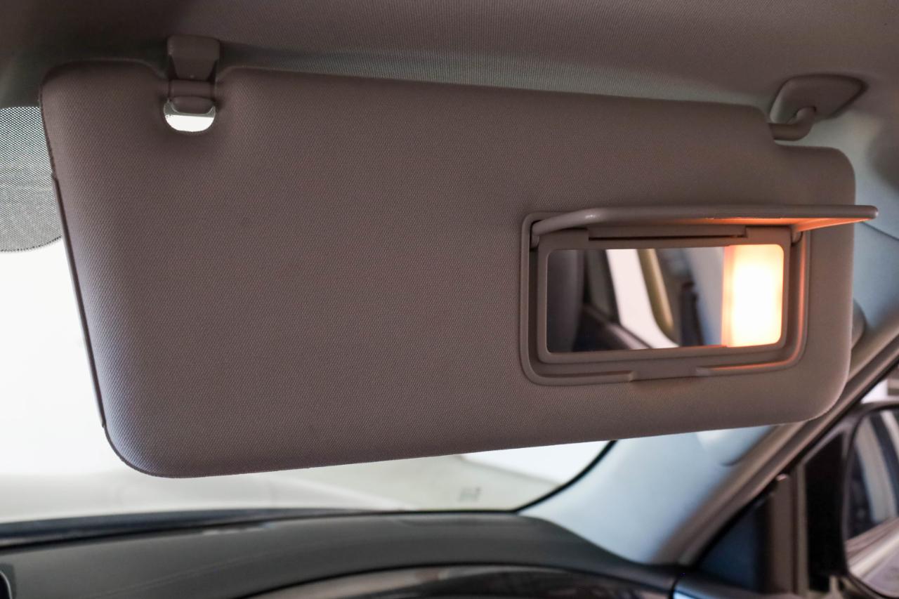 Infiniti QX80 photo 45