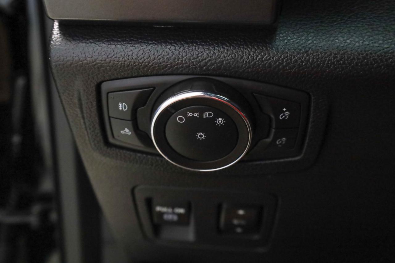 Ford F-150 XLT SuperCrew Short Bed 4WD 2018
