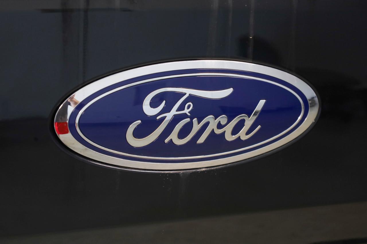 Ford F-150 XLT SuperCrew Short Bed 4WD 2018