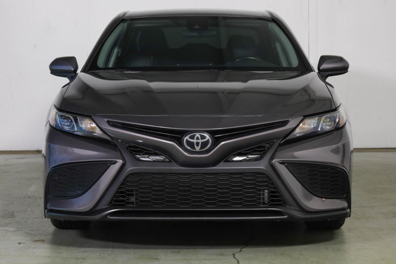 Toyota Camry SE 4D Sedan 2021