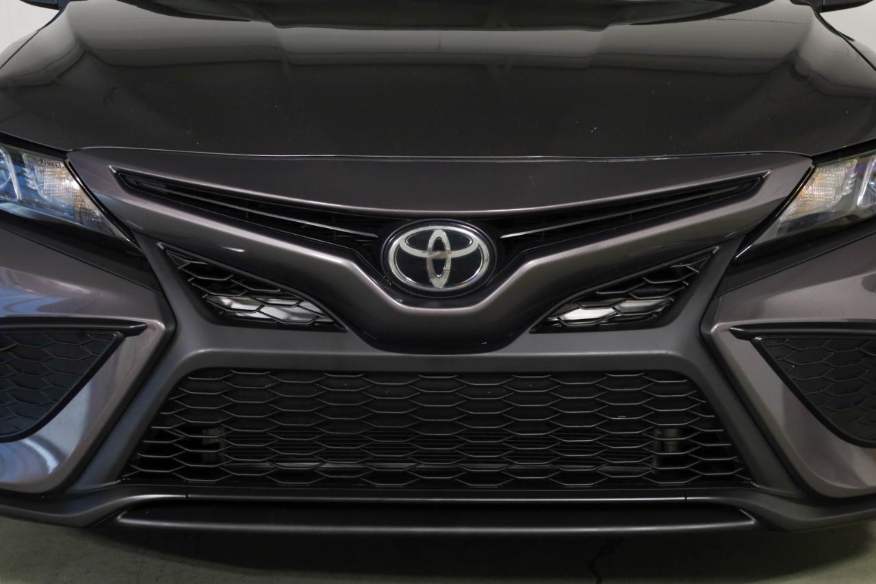 Toyota Camry SE 4D Sedan 2021