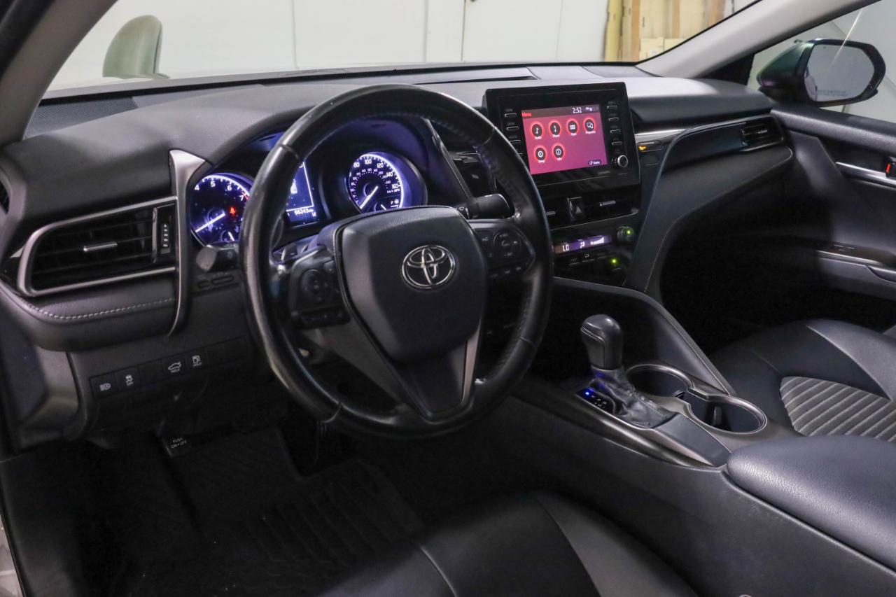 Toyota Camry SE 4D Sedan 2021
