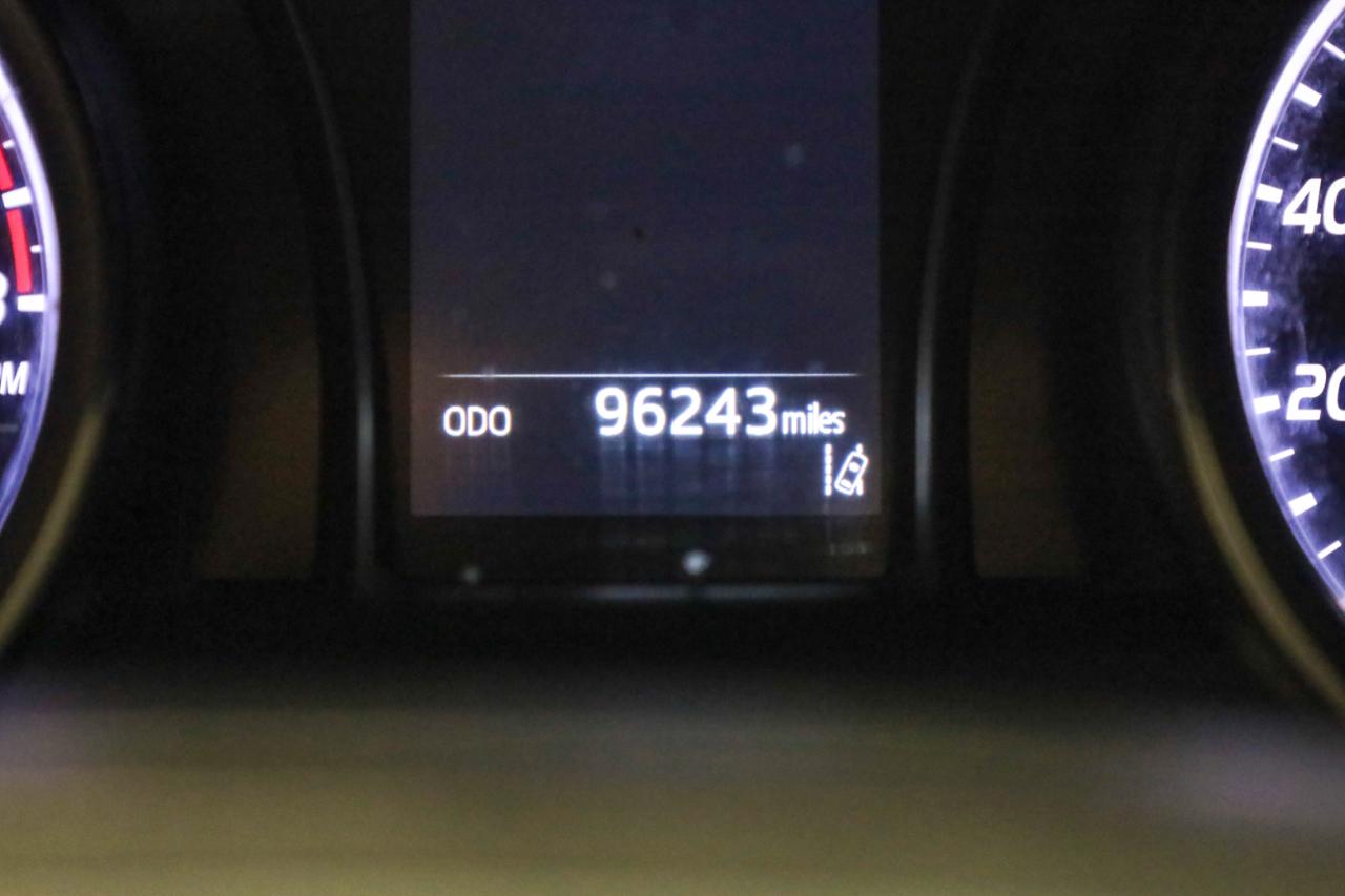 Toyota Camry SE 4D Sedan 2021