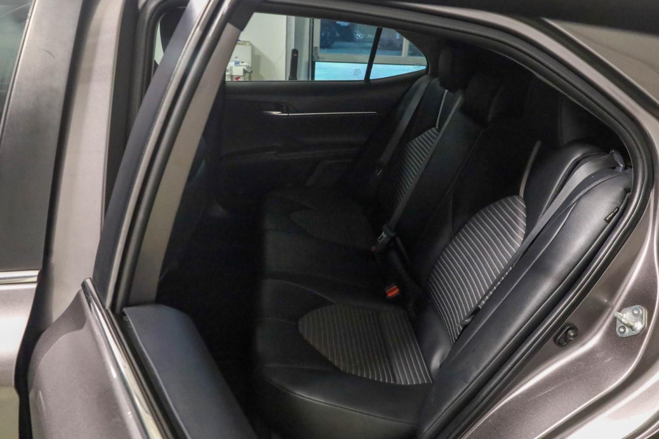 Toyota Camry SE 4D Sedan 2021